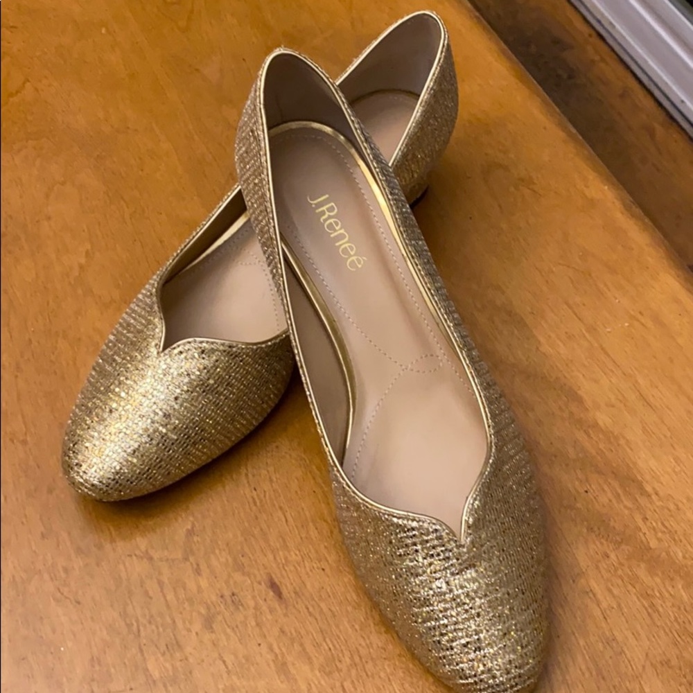 Fun Gold shoes!👠
